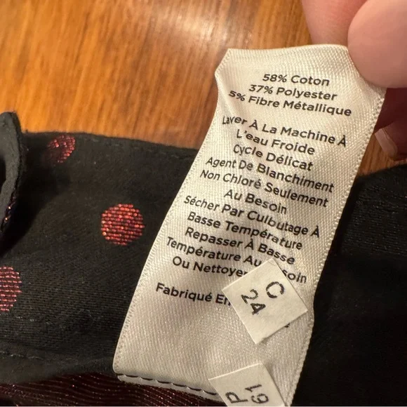 Talbots Kick Crop Pants in Holiday Dot Sz‎ 12 Black & Red Shimmering Polka Dots - Picture 16 of 16